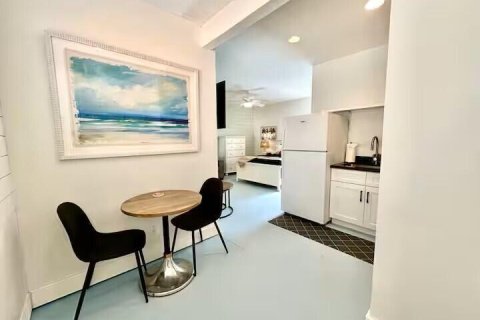 Immobilier commercial à louer à St. Lucie, Floride: 1 chambre, 55.74 m2 № 2439273 - photo 4
