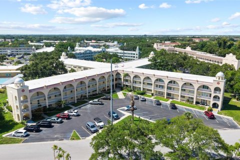 Condo in Clearwater, Florida, 2 bedrooms  № 2216139 - photo 27