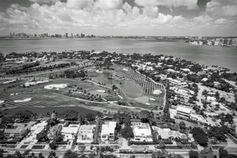Land in Miami Beach, Florida № 1862752 - photo 16