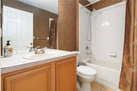 House in Windermere, Florida 4 bedrooms, 243.59 sq.m. № 1883522 - photo 23