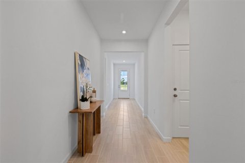 Casa en venta en Clermont, Florida, 4 dormitorios, 211.63 m2 № 1660007 - foto 3