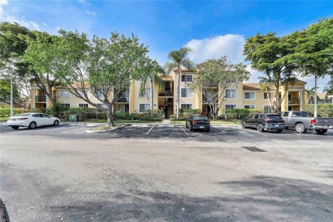 Copropriété à louer à Hypoluxo, Floride: 2 chambres, 102.66 m2 № 2241622 - photo 2