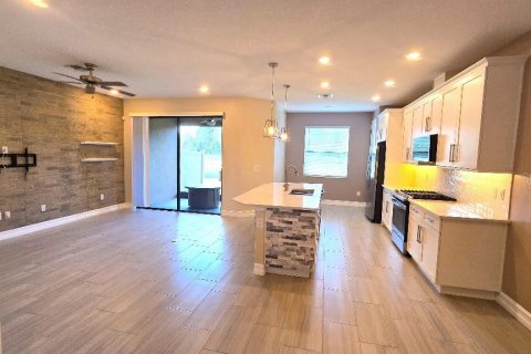 Touwnhouse à vendre à Wesley Chapel, Floride: 3 chambres, 170.01 m2 № 2329743 - photo 3