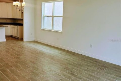 Villa ou maison à vendre à Minneola, Floride: 4 chambres, 175.03 m2 № 2404948 - photo 5