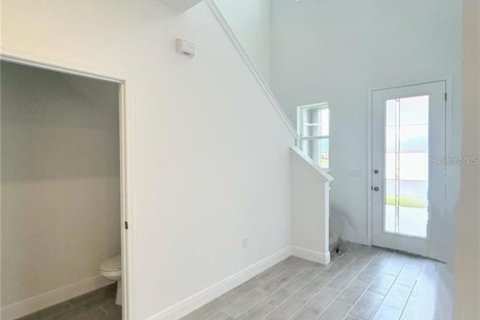 Villa ou maison à vendre à Minneola, Floride: 4 chambres, 175.03 m2 № 2404948 - photo 2