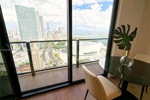 Condo in Miami, Florida, 1 bedroom  № 2035576 - photo 14
