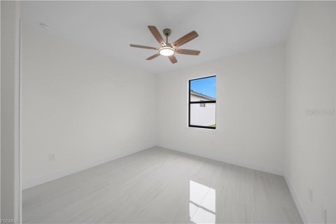 Villa ou maison à vendre à Lehigh Acres, Floride: 4 chambres, 212 m2 № 2413889 - photo 30
