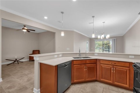 House in Winter Haven, Florida 2 bedrooms, 128.67 sq.m. № 1831959 - photo 15