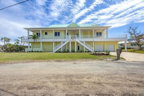 House in Englewood, Florida 4 bedrooms, 390.93 sq.m. № 1613757 - photo 22
