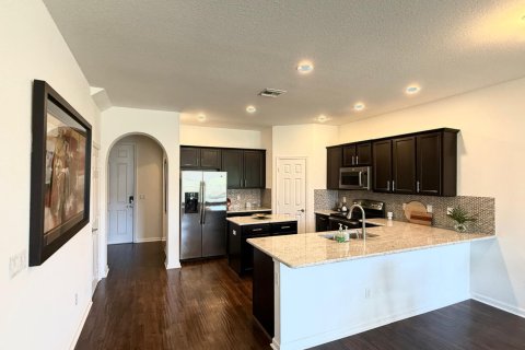 Townhouse in Wellington, Florida 3 bedrooms, 184.23 sq.m. № 2177112 - photo 12