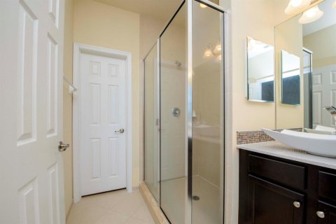 Townhouse in Wellington, Florida 3 bedrooms, 184.23 sq.m. № 2177112 - photo 27