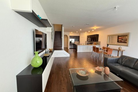 Townhouse in Wellington, Florida 3 bedrooms, 184.23 sq.m. № 2177112 - photo 17