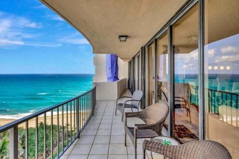 Condominio en venta en Riviera Beach, Florida, 2 dormitorios, 133.04 m2 № 2146598 - foto 2