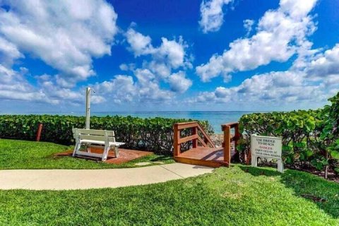 Condominio en venta en Riviera Beach, Florida, 2 dormitorios, 133.04 m2 № 2146598 - foto 8