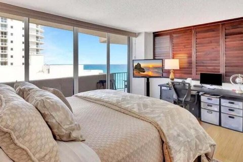 Condominio en venta en Riviera Beach, Florida, 2 dormitorios, 133.04 m2 № 2146598 - foto 9