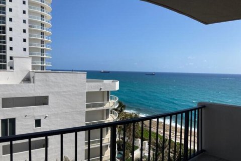 Condominio en venta en Riviera Beach, Florida, 2 dormitorios, 133.04 m2 № 2146598 - foto 4