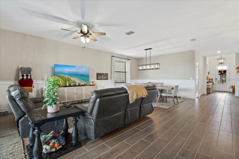 Casa en venta en Bradenton, Florida, 4 dormitorios, 188.78 m2 № 1898665 - foto 10