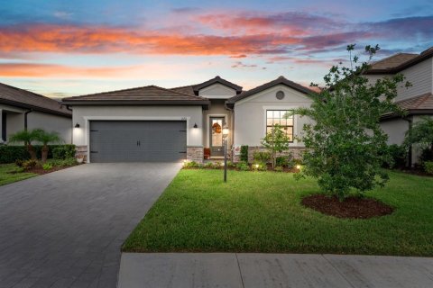 Casa en venta en Bradenton, Florida, 4 dormitorios, 188.78 m2 № 1898665 - foto 1