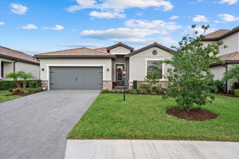 Casa en venta en Bradenton, Florida, 4 dormitorios, 188.78 m2 № 1898665 - foto 2