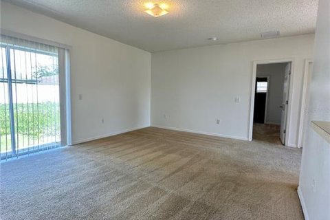 Villa ou maison à louer à Kissimmee, Floride: 3 chambres, 107.86 m2 № 1884273 - photo 3