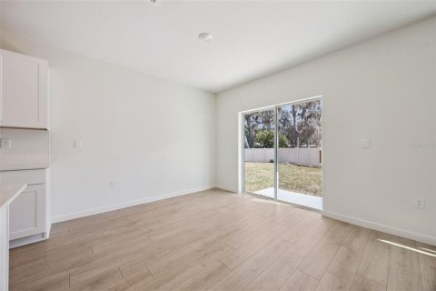 Villa ou maison à vendre à Apopka, Floride: 5 chambres, 260.78 m2 № 2315119 - photo 7