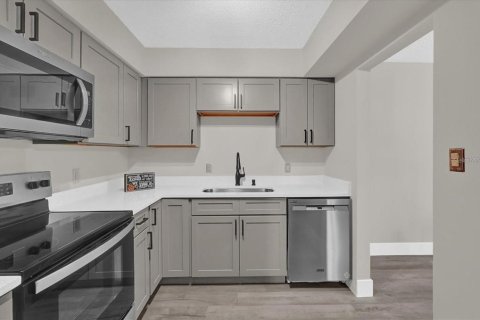 Condominio en alquiler en Altamonte Springs, Florida, 3 dormitorios, 131.55 m2 № 1785332 - foto 10