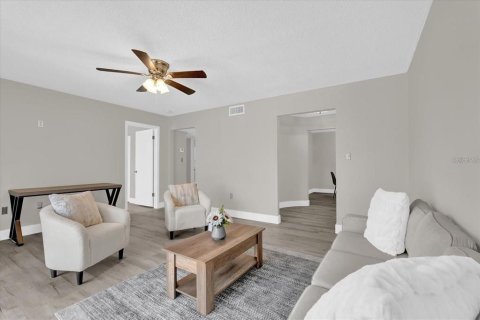 Condominio en alquiler en Altamonte Springs, Florida, 3 dormitorios, 131.55 m2 № 1785332 - foto 3