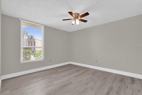 Condominio en alquiler en Altamonte Springs, Florida, 3 dormitorios, 131.55 m2 № 1785332 - foto 17