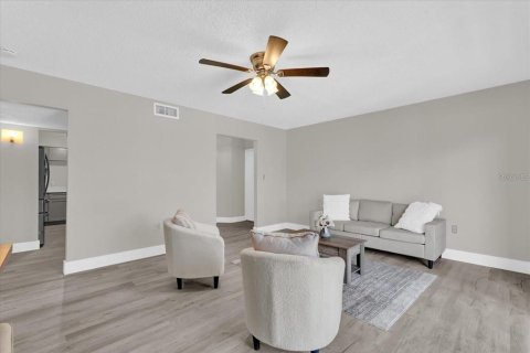 Condominio en alquiler en Altamonte Springs, Florida, 3 dormitorios, 131.55 m2 № 1785332 - foto 4