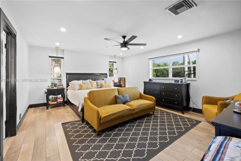 House in Davie, Florida 5 bedrooms, 234.21 sq.m. № 2086591 - photo 16