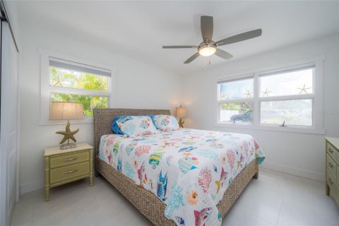 Villa ou maison à vendre à Sarasota, Floride: 4 chambres, 154.12 m2 № 2388372 - photo 29
