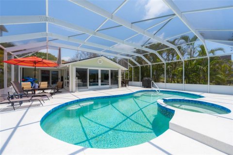 Villa ou maison à vendre à Sarasota, Floride: 4 chambres, 154.12 m2 № 2388372 - photo 10