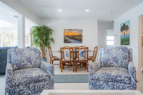Villa ou maison à vendre à Sarasota, Floride: 4 chambres, 154.12 m2 № 2388372 - photo 21