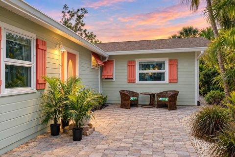 Villa ou maison à Sarasota, Floride 4 chambres, 154.12 m2 № 2388372