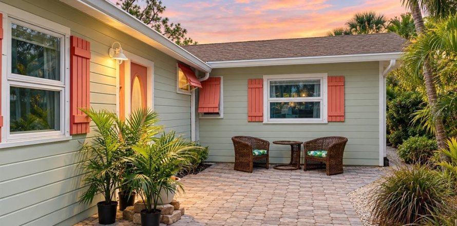 Villa ou maison à Sarasota, Floride 4 chambres, 154.12 m2 № 2388372