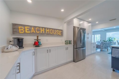 Villa ou maison à vendre à Sarasota, Floride: 4 chambres, 154.12 m2 № 2388372 - photo 16