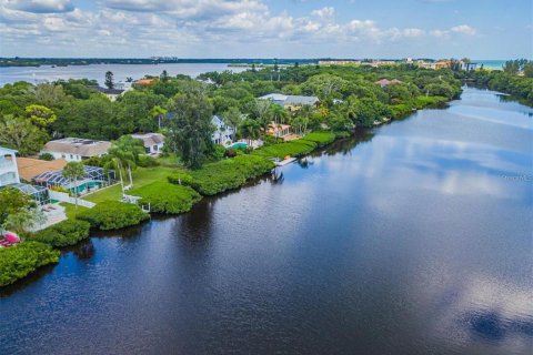 Villa ou maison à vendre à Sarasota, Floride: 4 chambres, 154.12 m2 № 2388372 - photo 8