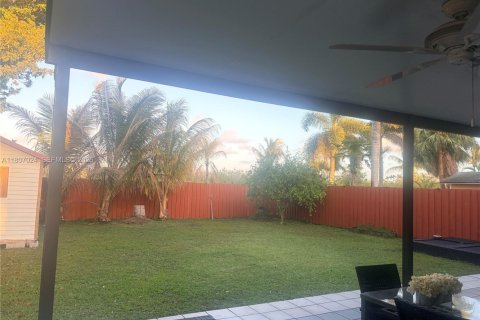 Villa ou maison à vendre à Homestead, Floride: 3 chambres, 167.22 m2 № 2055751 - photo 21