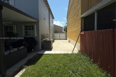 Villa ou maison à vendre à Homestead, Floride: 3 chambres, 167.22 m2 № 2055751 - photo 19