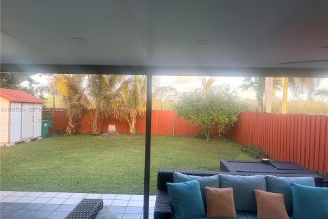 Villa ou maison à vendre à Homestead, Floride: 3 chambres, 167.22 m2 № 2055751 - photo 1