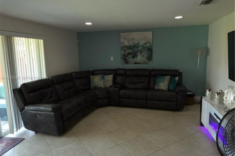 Villa ou maison à vendre à Homestead, Floride: 3 chambres, 167.22 m2 № 2055751 - photo 5