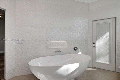 Villa ou maison à vendre à Naples, Floride: 4 chambres № 2009369 - photo 21