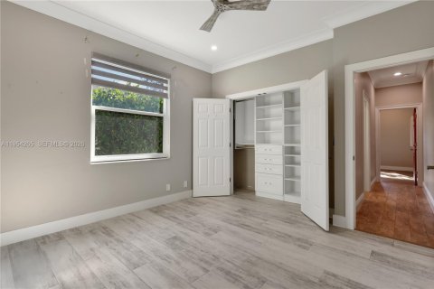 Villa ou maison à vendre à Naples, Floride: 4 chambres № 2009369 - photo 29