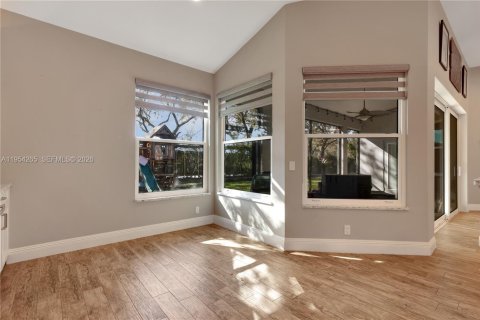 Villa ou maison à vendre à Naples, Floride: 4 chambres № 2009369 - photo 13