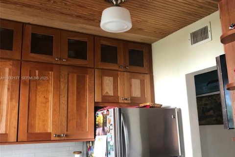 Купить кондоминиум в Майами-Шорс, Флорида 2 спальни, 74.69м2, № 1990774 - фото 11