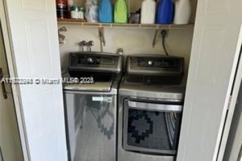 Купить кондоминиум в Лодерхилл, Флорида 2 спальни, 99.41м2, № 2018820 - фото 12