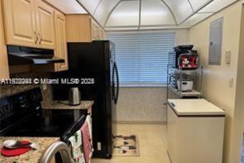 Купить кондоминиум в Лодерхилл, Флорида 2 спальни, 99.41м2, № 2018820 - фото 2