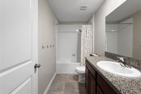 Casa en alquiler en Sun City Center, Florida, 4 dormitorios, 177.81 m2 № 1841517 - foto 6