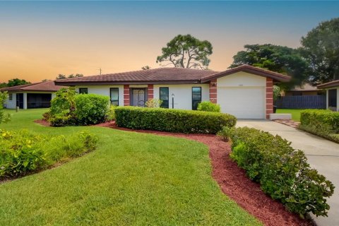 Villa ou maison à vendre à Bradenton, Floride: 2 chambres, 121.89 m2 № 1916197 - photo 1