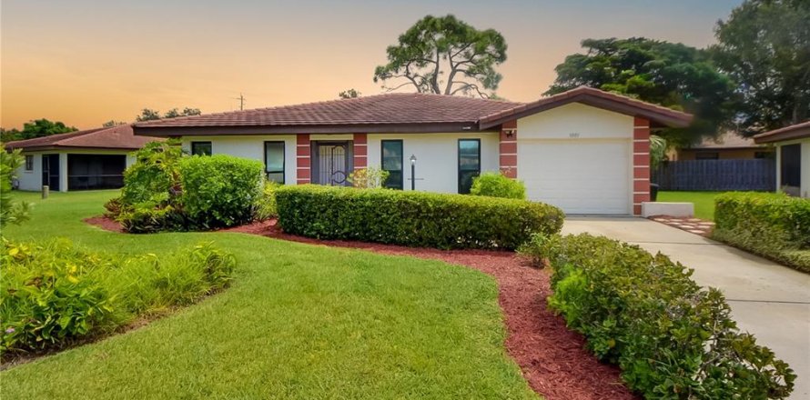 Villa ou maison à Bradenton, Floride 2 chambres, 121.89 m2 № 1916197